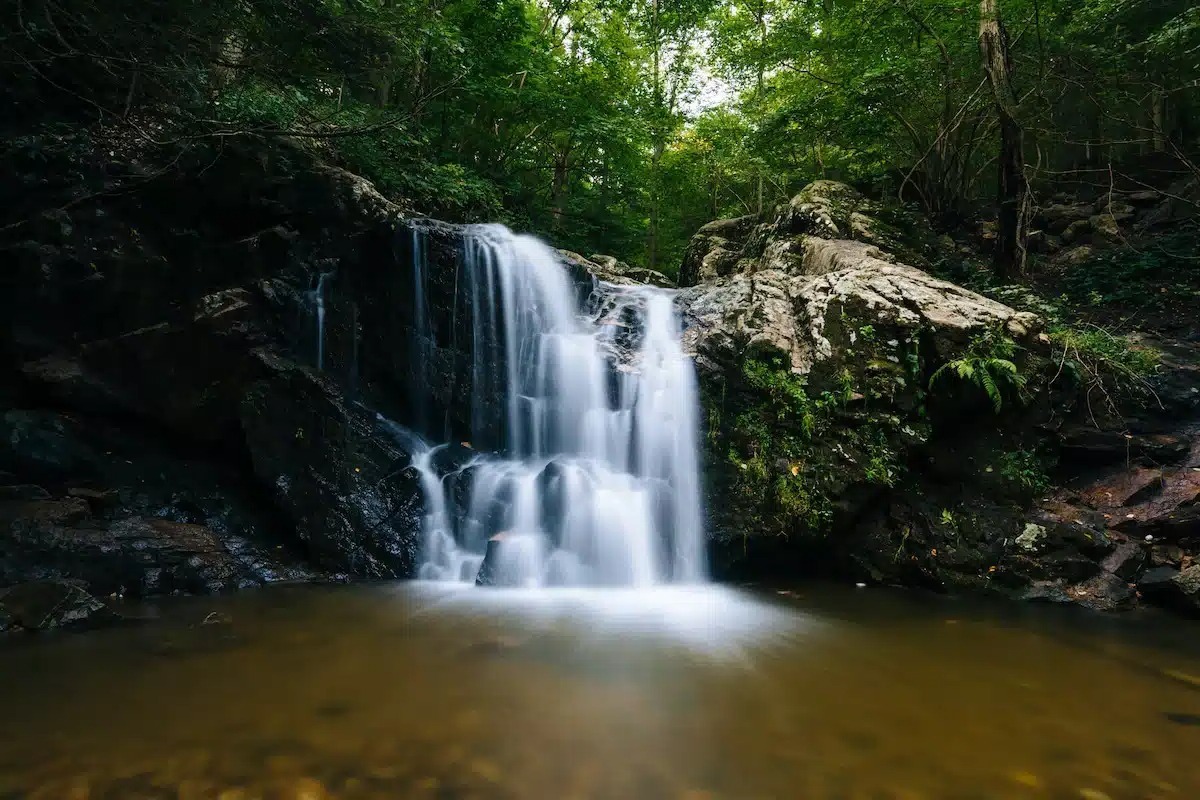 mysteries-of-marylands-cascade-falls