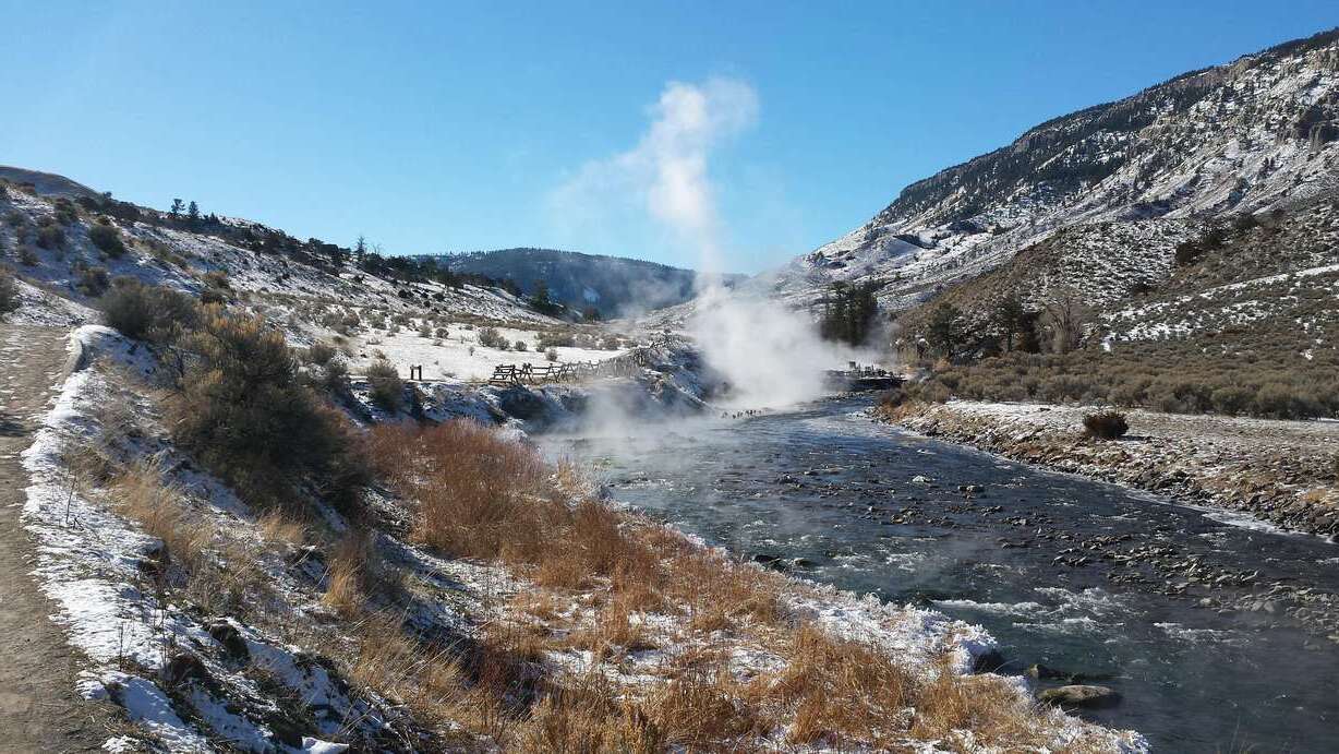 mysteries-of-montanas-boiling-river