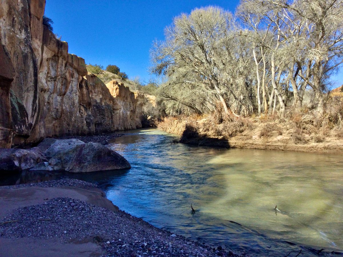 mysteries-of-new-mexicos-box-canyon
