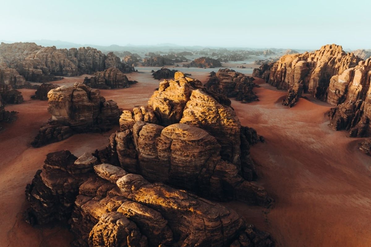 mysteries-of-new-mexicos-white-signal-mines