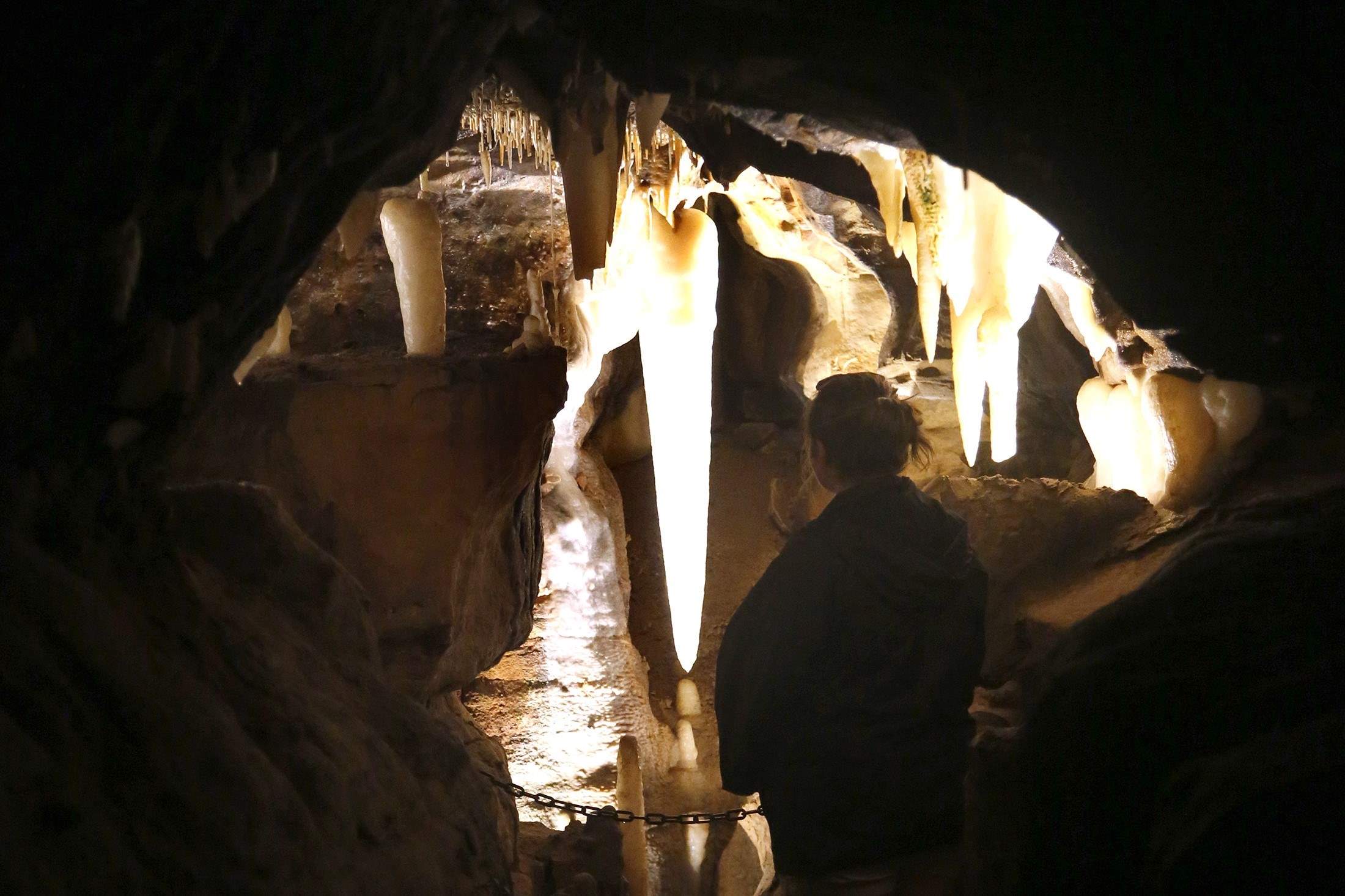 mysteries-of-ohios-crystal-king-cave