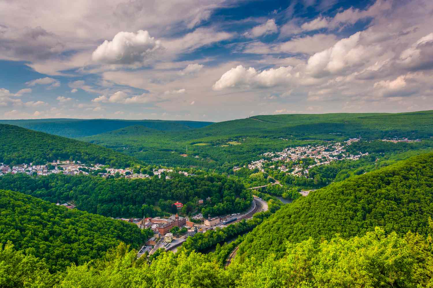 Mysteries-Of-Pennsylvania8217s-Thunder-Valley mysteries-of-pennsylvanias-thunder-valley