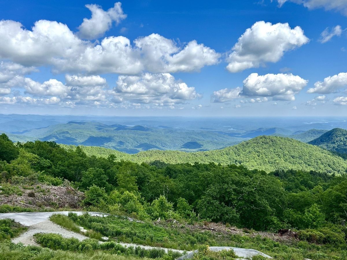 Mysteries-Of-South-Carolina8217s-Jocassee-Gorge mysteries-of-south-carolinas-jocassee-gorge