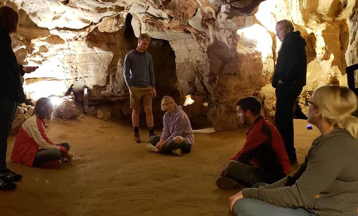 mysteries-of-south-dakotas-spirit-cave