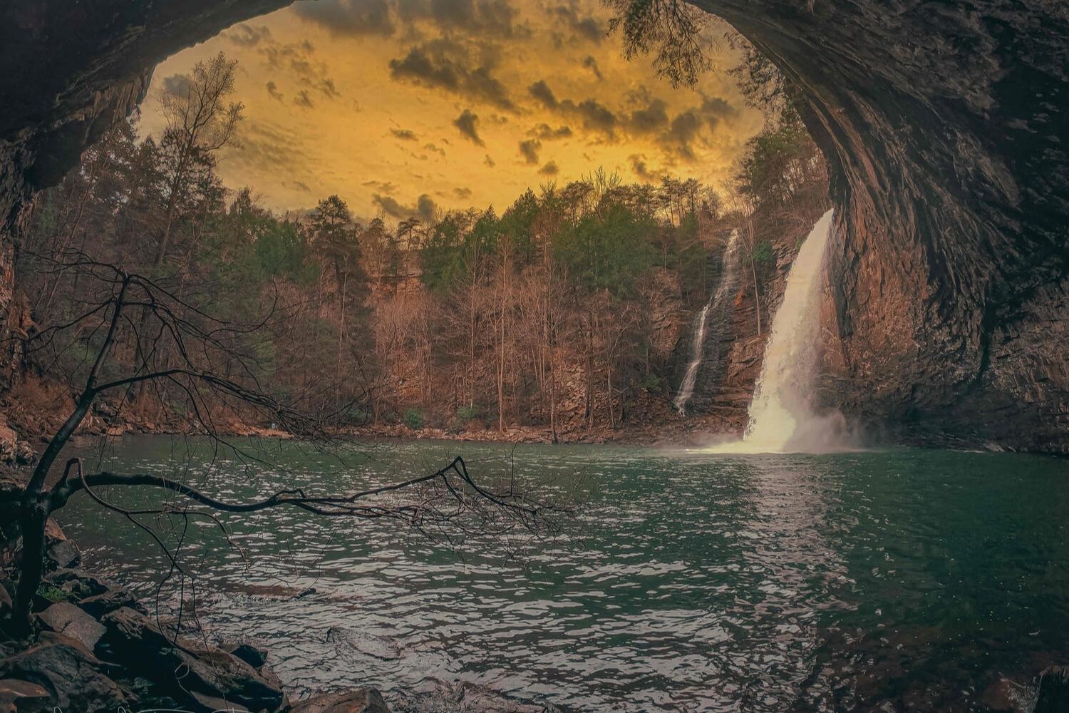 mysteries-of-tennessees-foster-falls