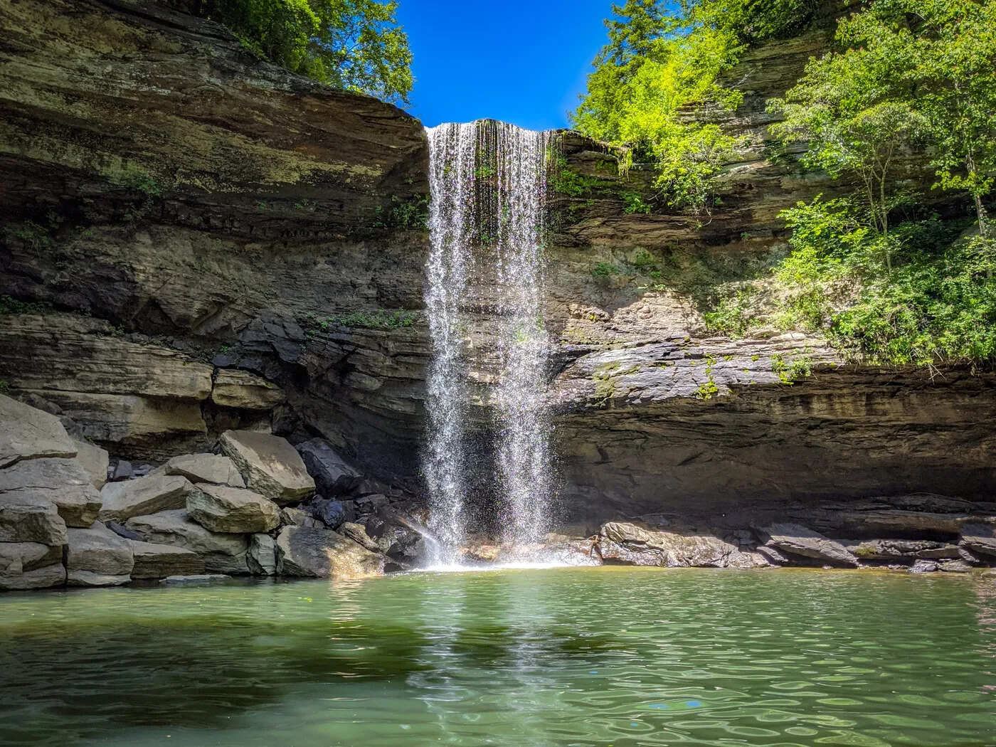 mysteries-of-tennessees-greeter-falls