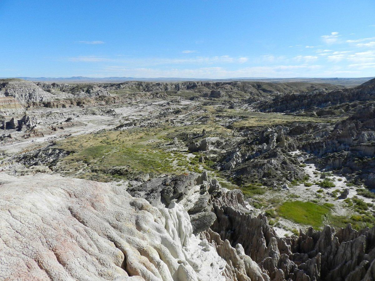 Mysteries-Of-Wyoming8217s-Hell8217s-Half-Acre-Springs mysteries-of-wyomings-hells-half-acre-springs