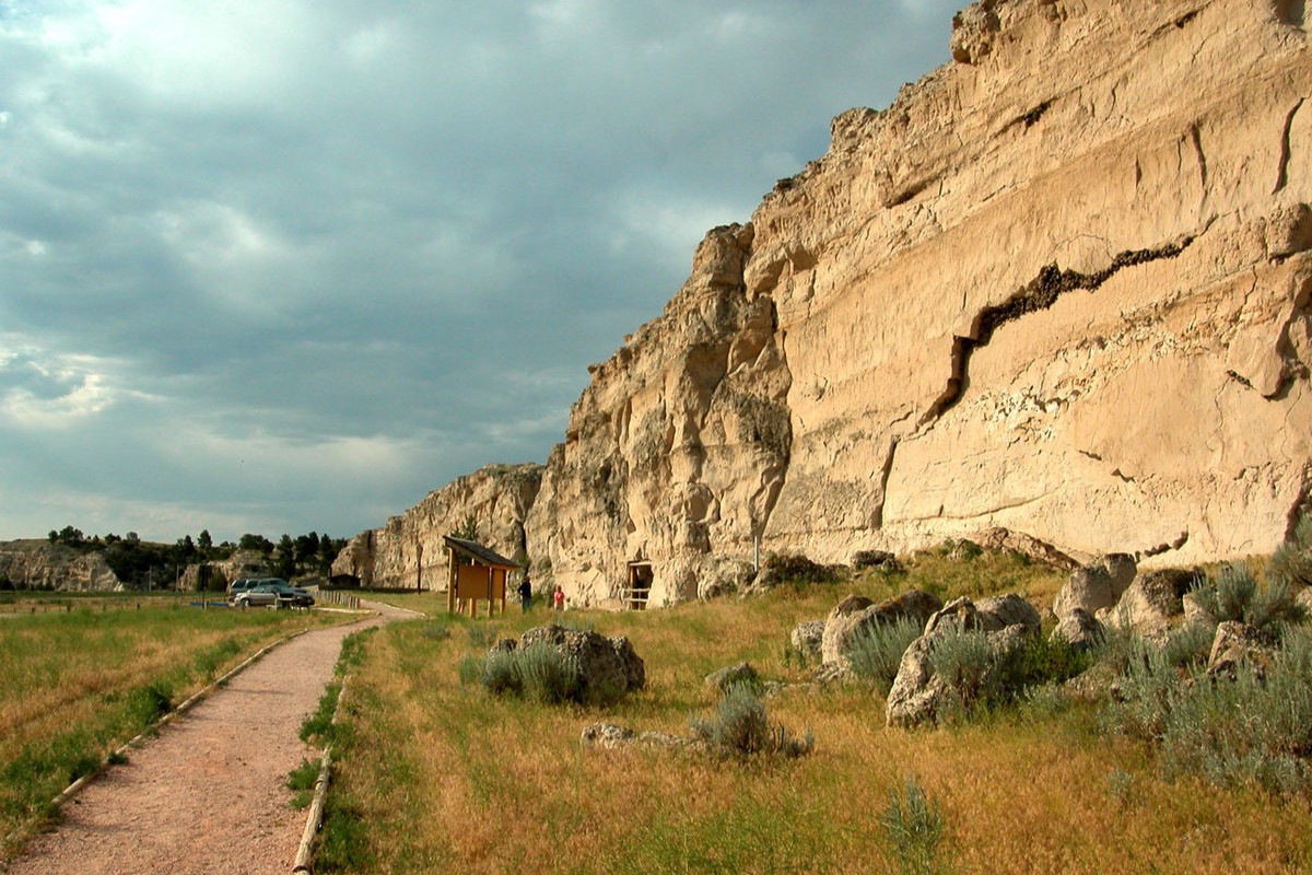 mysteries-of-wyomings-names-hill-paths