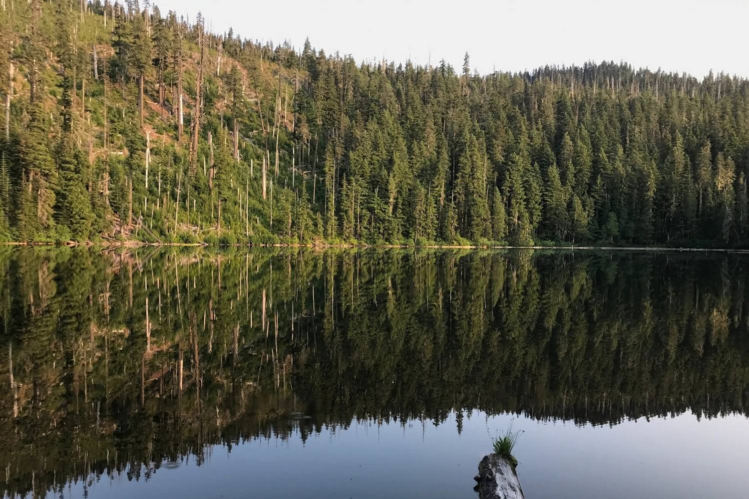 mysteries-surrounding-oregons-spirit-lake