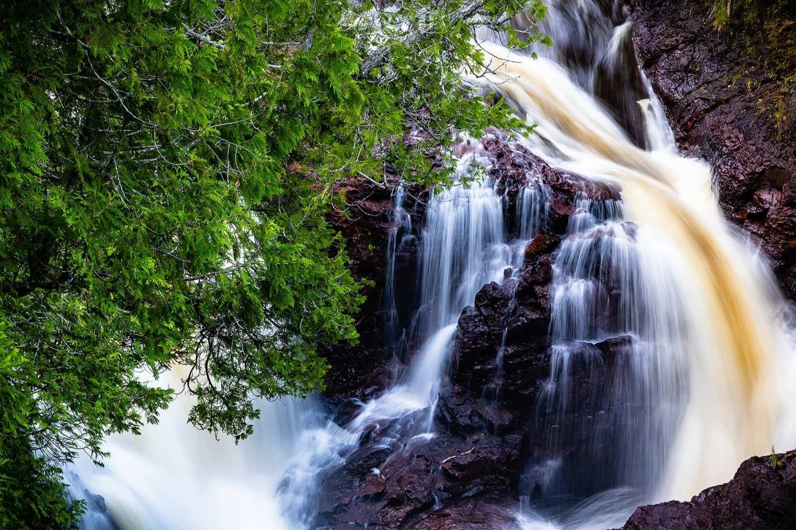 Mystery-Of-Minnesota8217s-Devil8217s-Kettle-Falls mystery-of-minnesotas-devils-kettle-falls