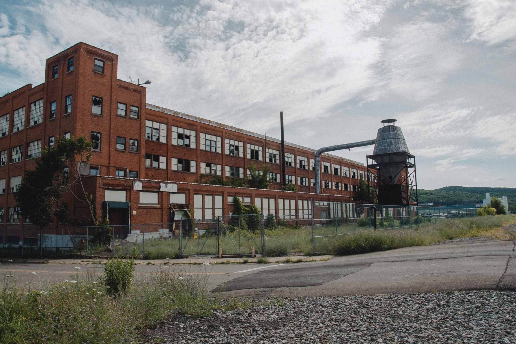 Mystery-Of-New-York8217s-Ghost-Factory-Springs mystery-of-new-yorks-ghost-factory-springs