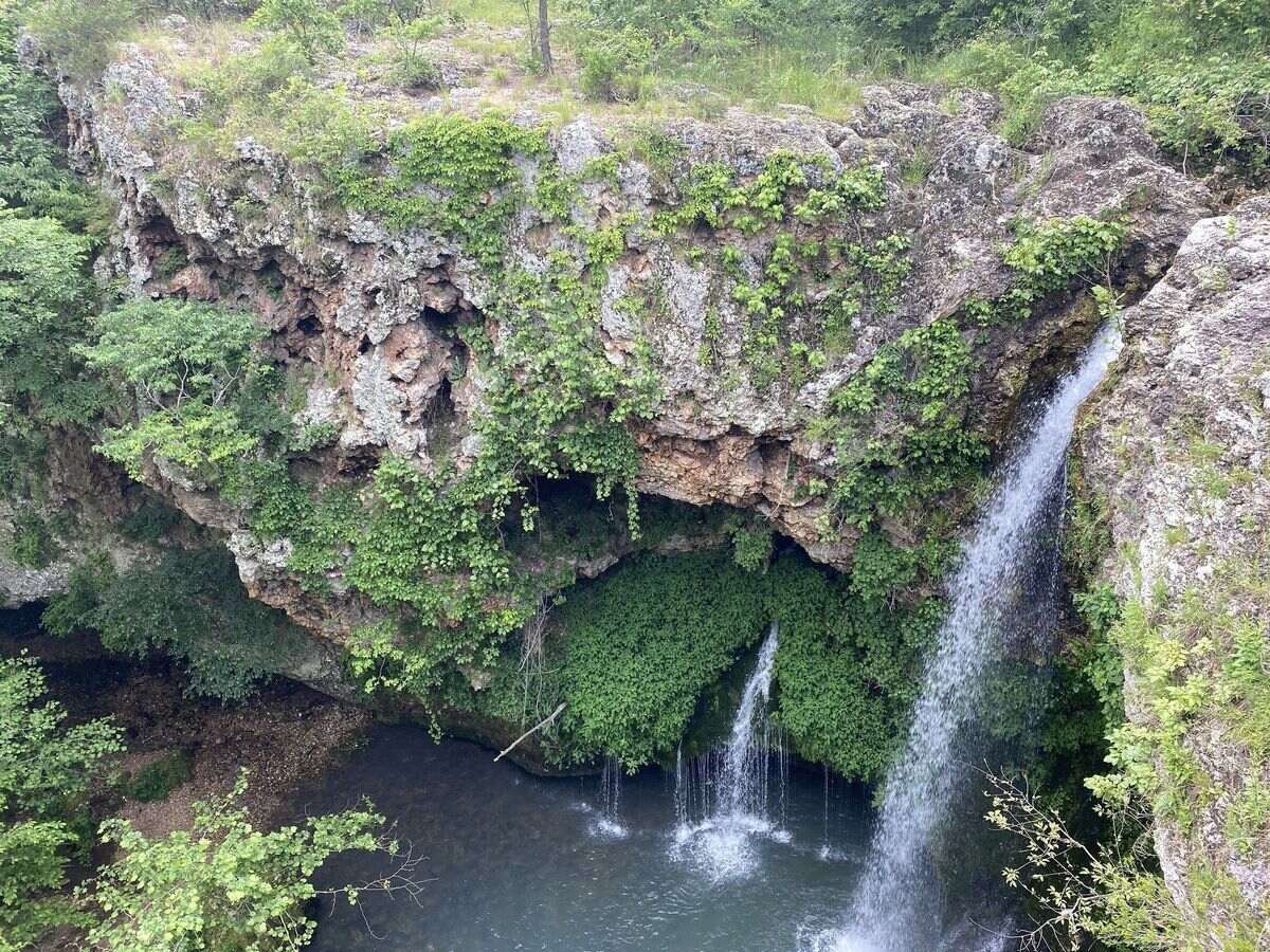 mystery-of-oklahomas-dripping-springs