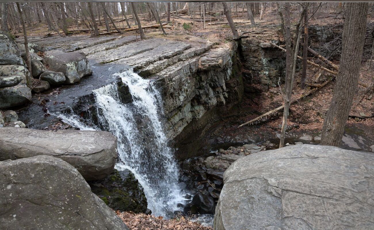 Mystery-Of-Pennsylvania8217s-Ringing-Rocks-Springs mystery-of-pennsylvanias-ringing-rocks-springs