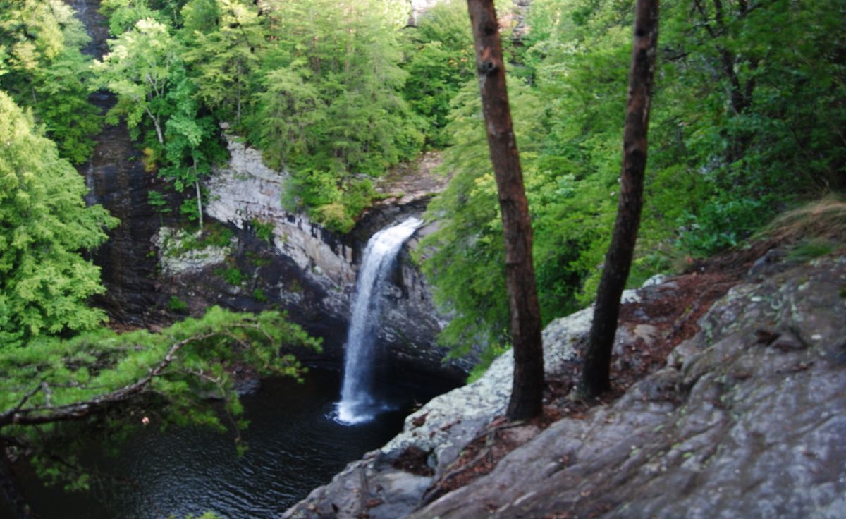 mystery-springs-of-tennessees-fiery-gizzard