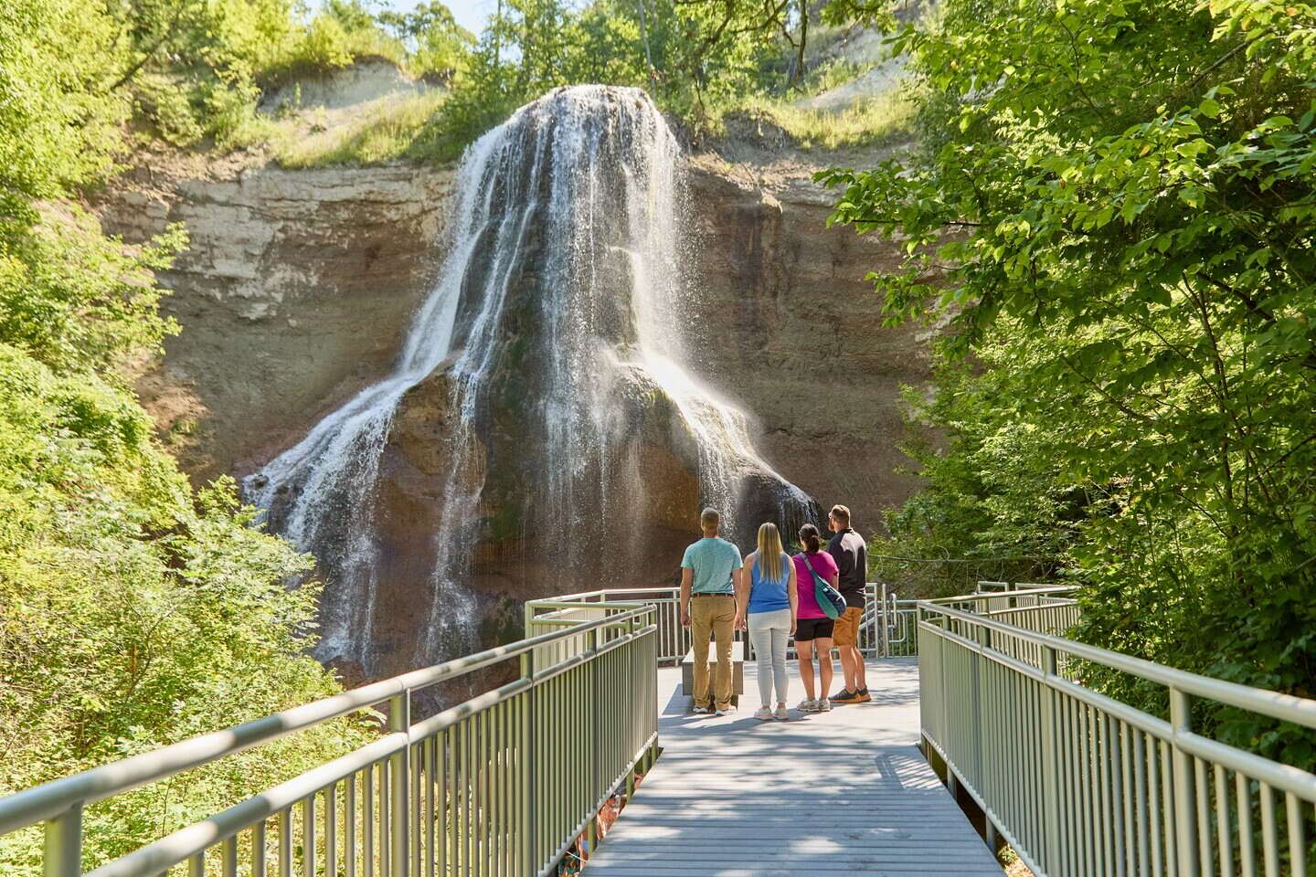 nebraskas-secret-valentine-falls