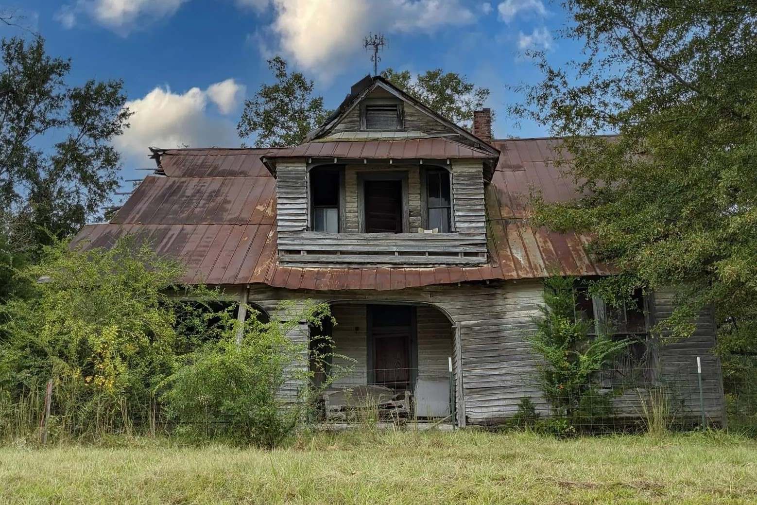 secret-villages-in-mississippis-glen-mary