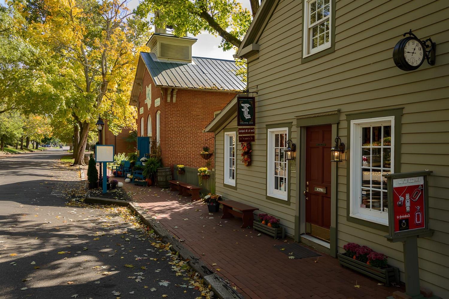 Secret-Villages-In-Ohio8217s-Canal-Towns secret-villages-in-ohios-canal-towns
