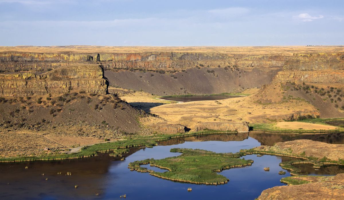 Secrets-Behind-Washington8217s-Dry-Falls secrets-behind-washingtons-dry-falls