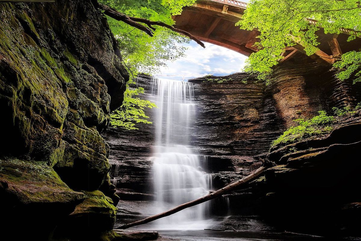 Secrets-Beneath-Illinois8217-Lake-Falls secrets-beneath-illinois-lake-falls