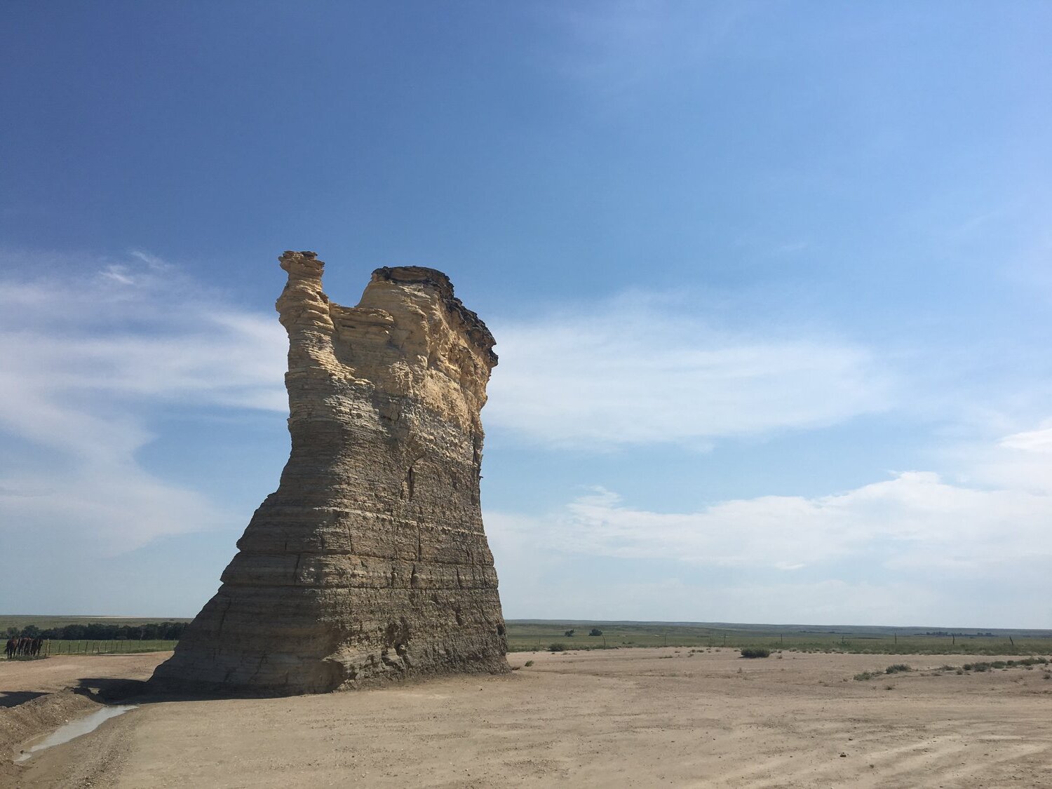 Secrets-Beneath-Kansas8217-Monument-Rocks secrets-beneath-kansas-monument-rocks