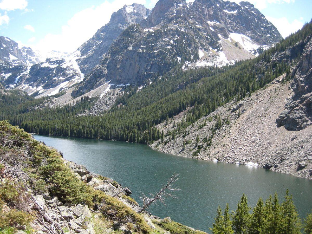 secrets-beneath-montanas-rainbow-lake