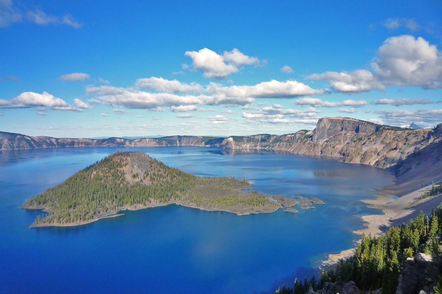 Secrets-Beneath-Oregon8217s-Crater-Lake-Rim secrets-beneath-oregons-crater-lake-rim