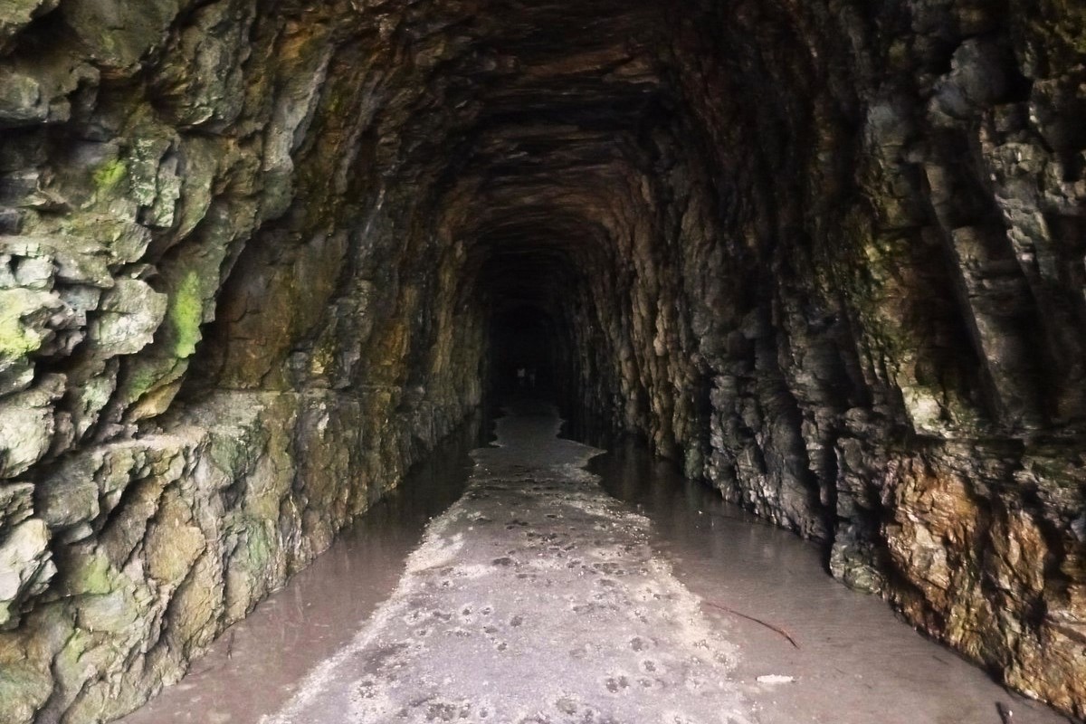 secrets-hidden-in-south-carolinas-spirit-cave