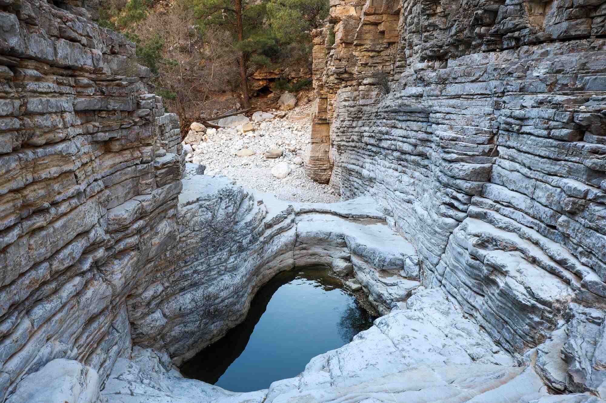 Secrets-Hidden-In-Texas8217s-Devil8217s-Hall secrets-hidden-in-texass-devils-hall
