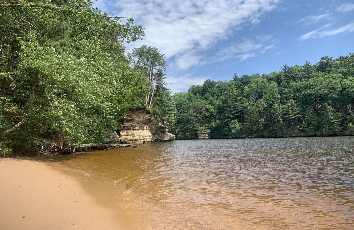 secrets-hidden-in-wisconsins-chapel-gorge