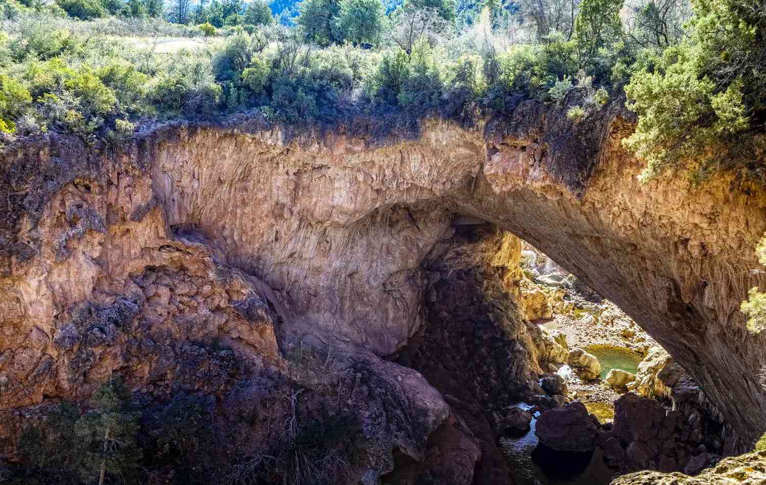 Secrets-Of-Arizona8217s-Tonto-Natural-Bridge secrets-of-arizonas-tonto-natural-bridge