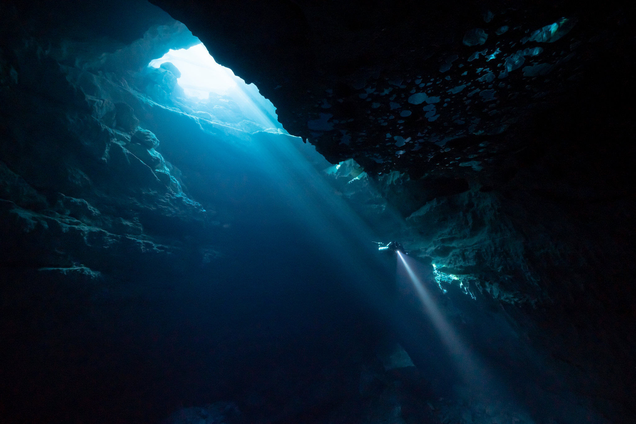 secrets-of-floridas-green-cave-waters