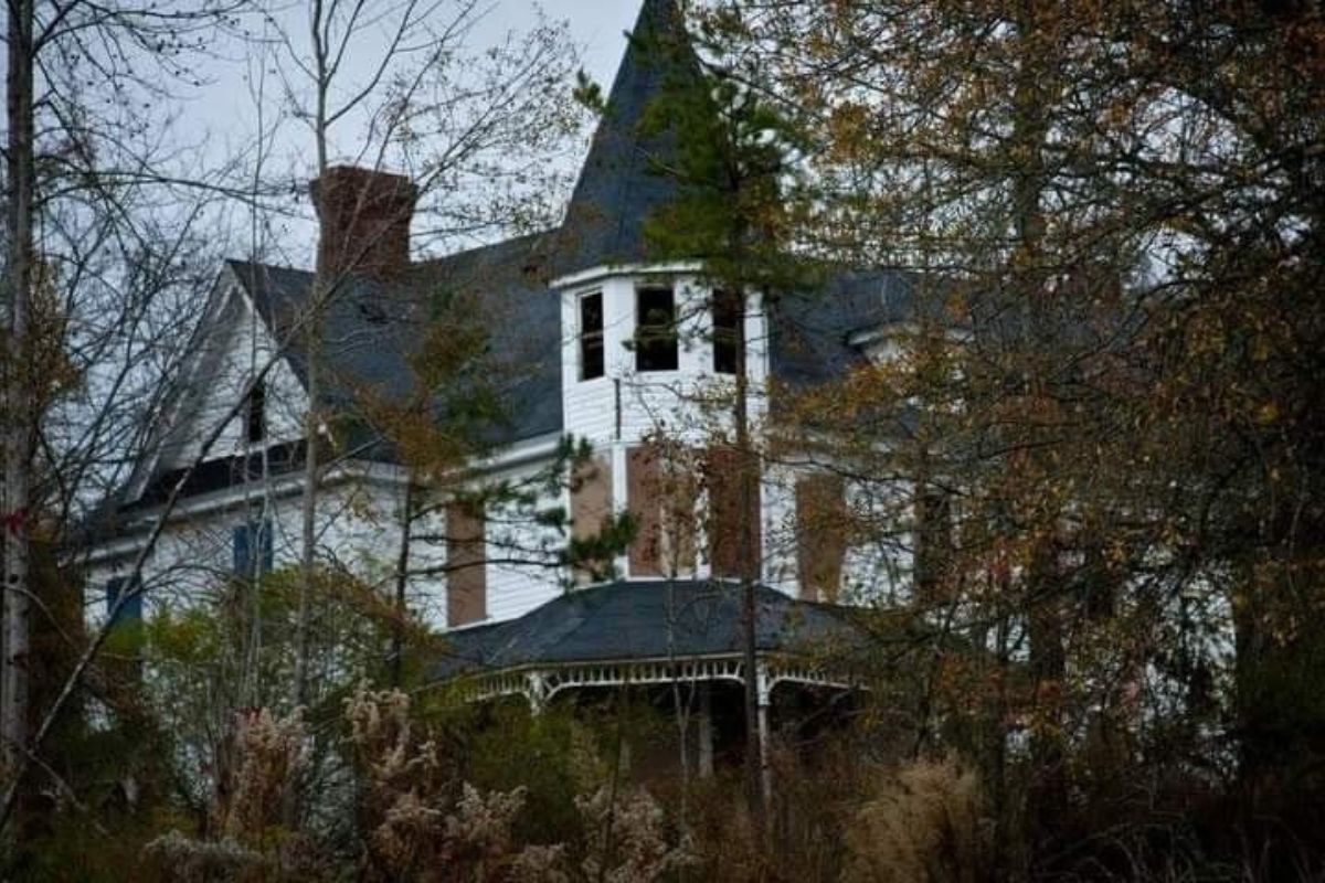 secrets-of-georgias-devils-kitchen