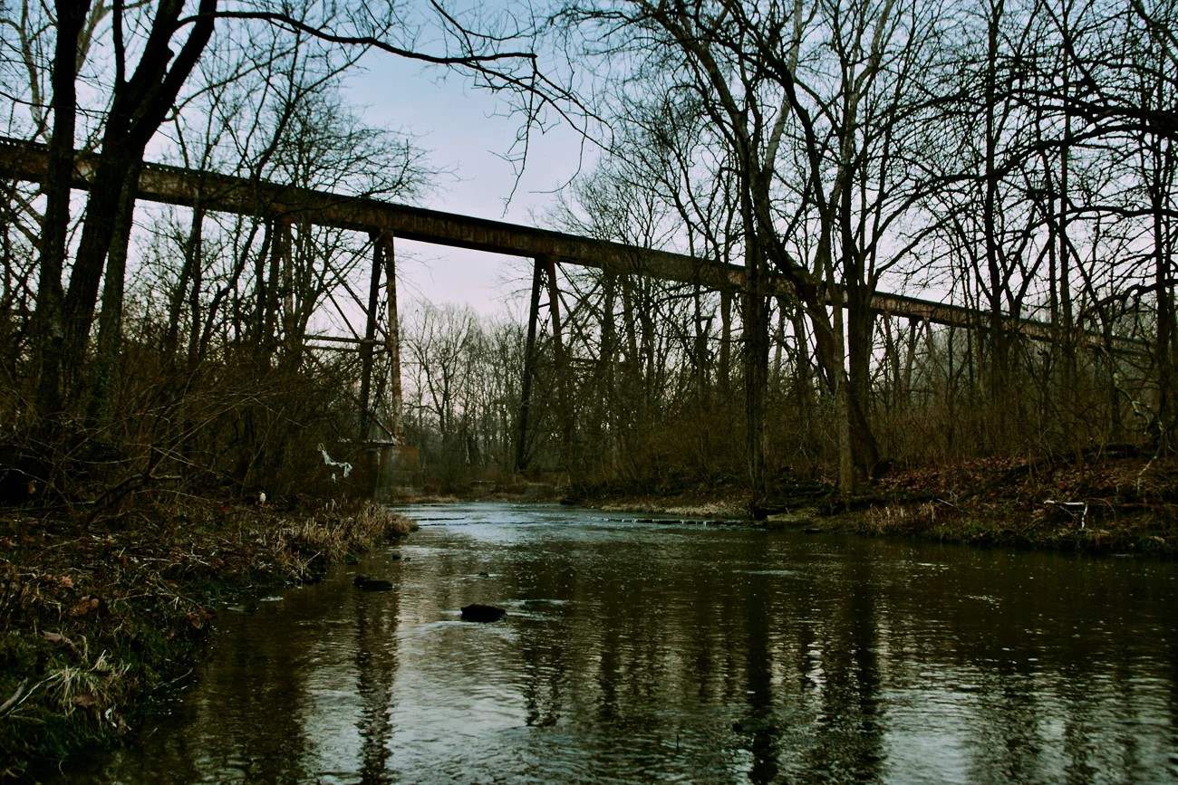 secrets-of-kentuckys-witch-lake