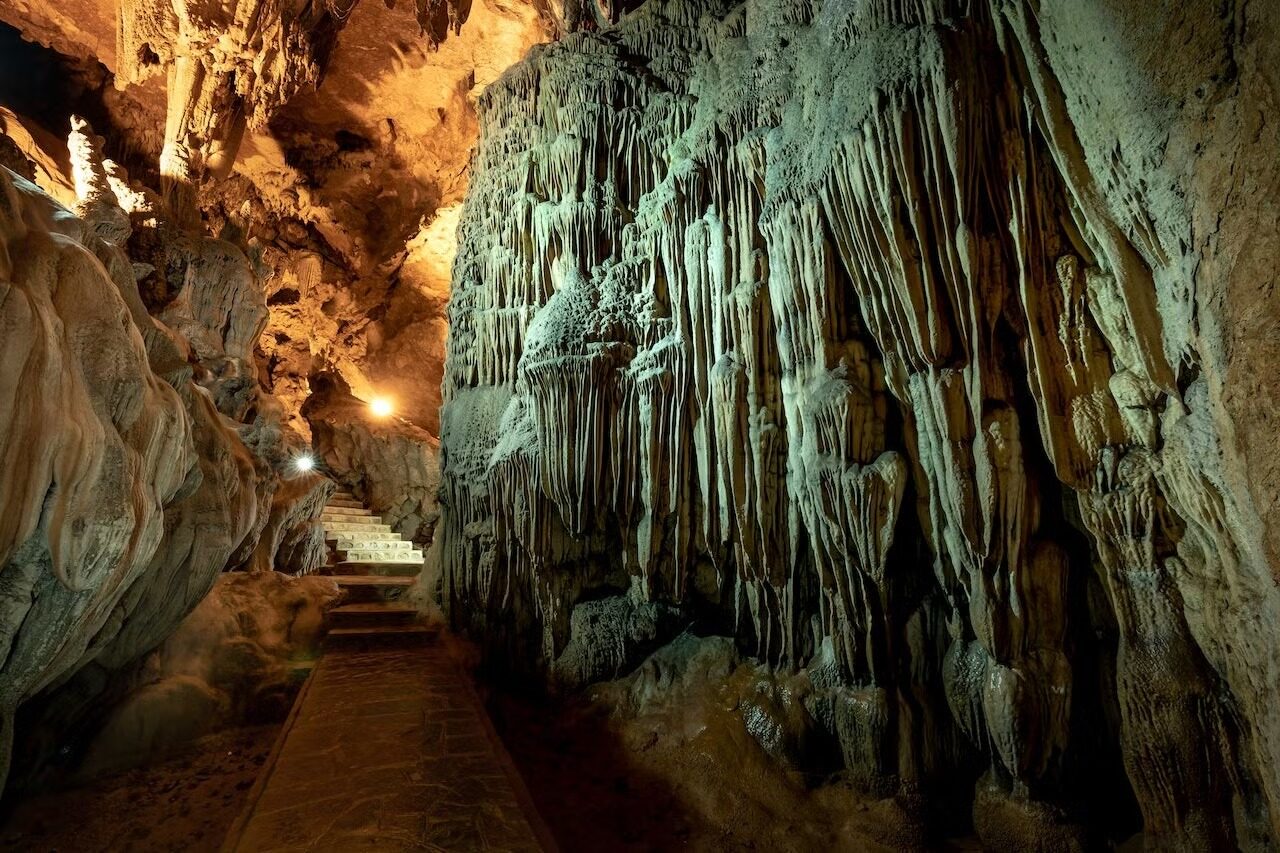 secrets-of-maines-hidden-cave