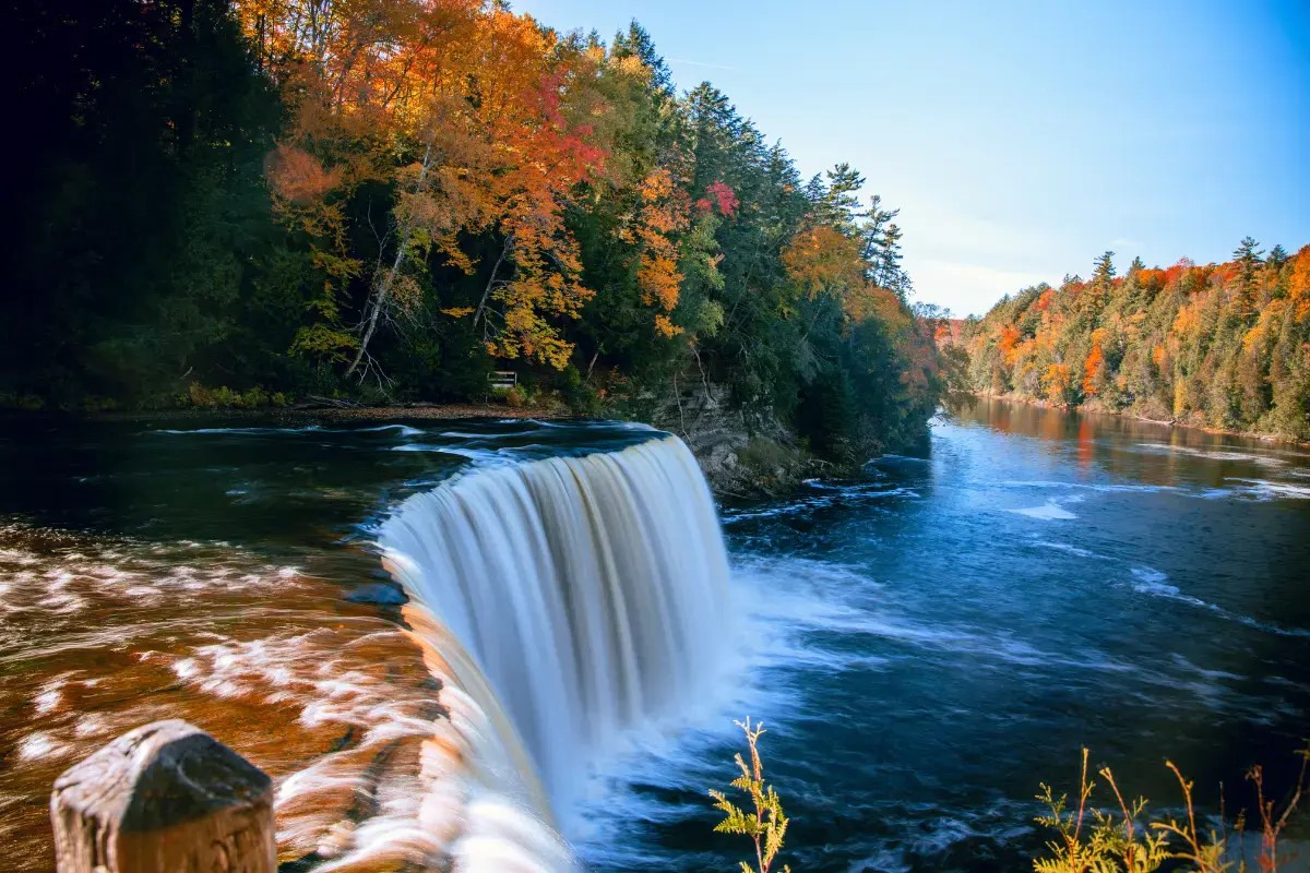 Secrets-Of-Michigan8217s-Tahquamenon-Trails secrets-of-michigans-tahquamenon-trails