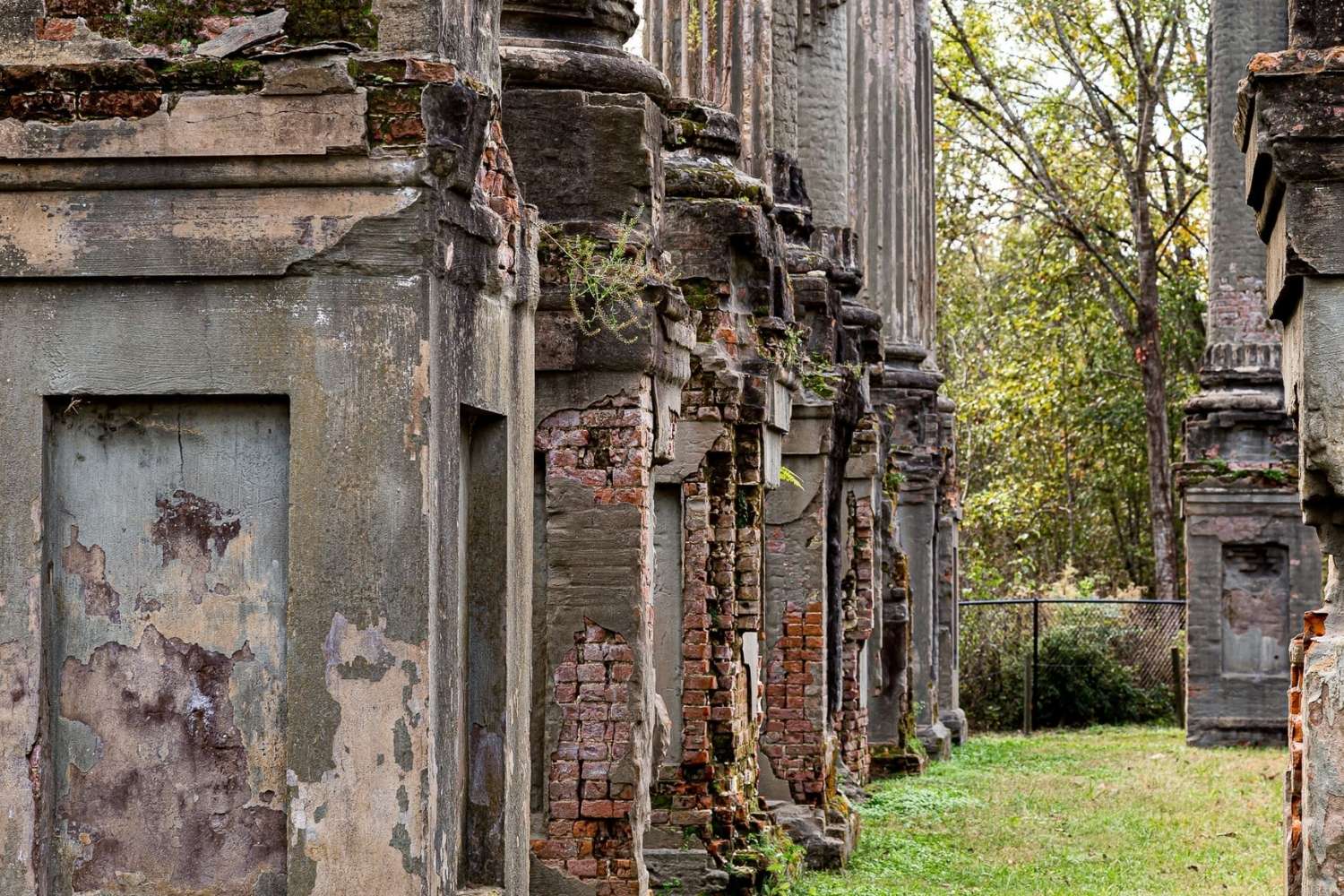Secrets-Of-Mississippi8217s-Windsor-Mansion secrets-of-mississippis-windsor-mansion