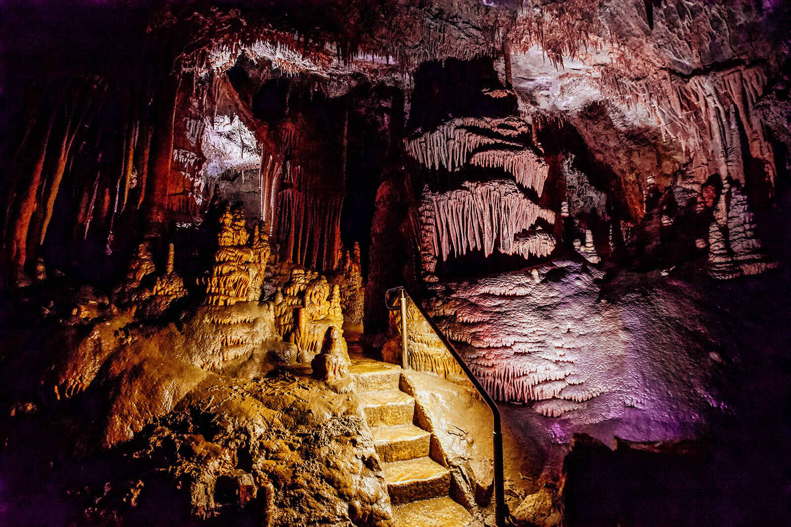secrets-of-montanas-lewis-and-clark-caverns