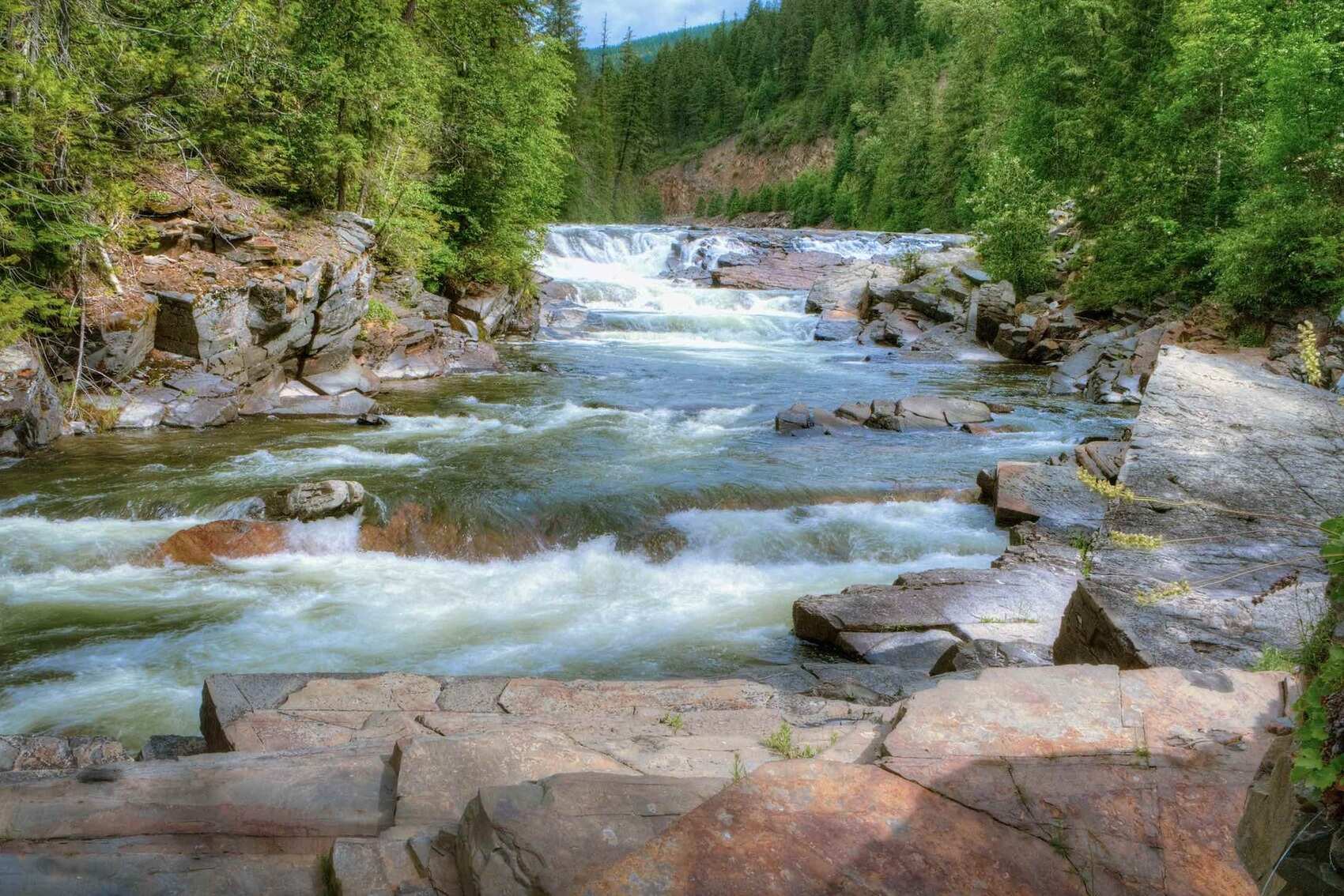 secrets-of-montanas-yaak-falls