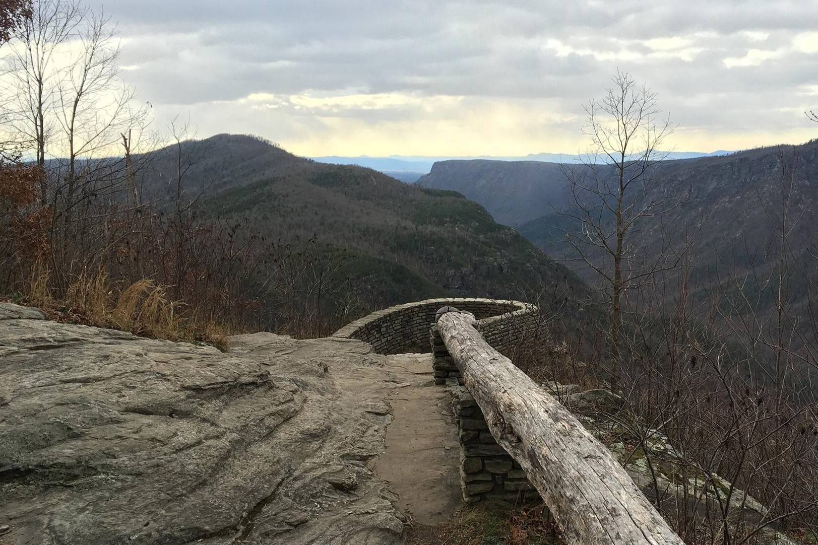 secrets-of-north-carolinas-brown-mountain