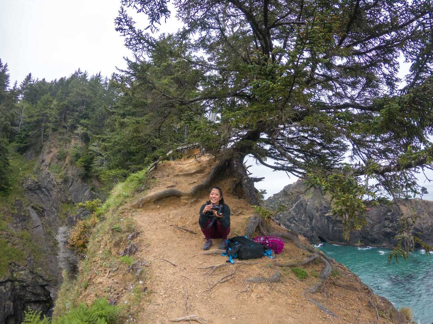 secrets-of-oregons-natural-bridges-paths