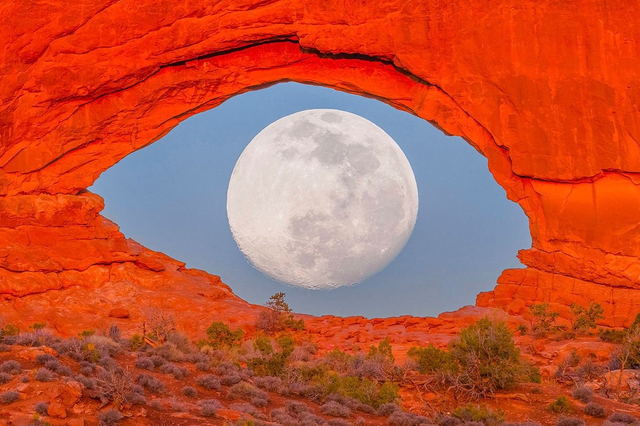 secrets-of-utahs-moon-eye-arch