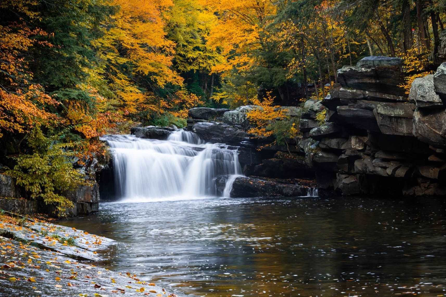 secrets-of-vermonts-bartlett-falls-springs