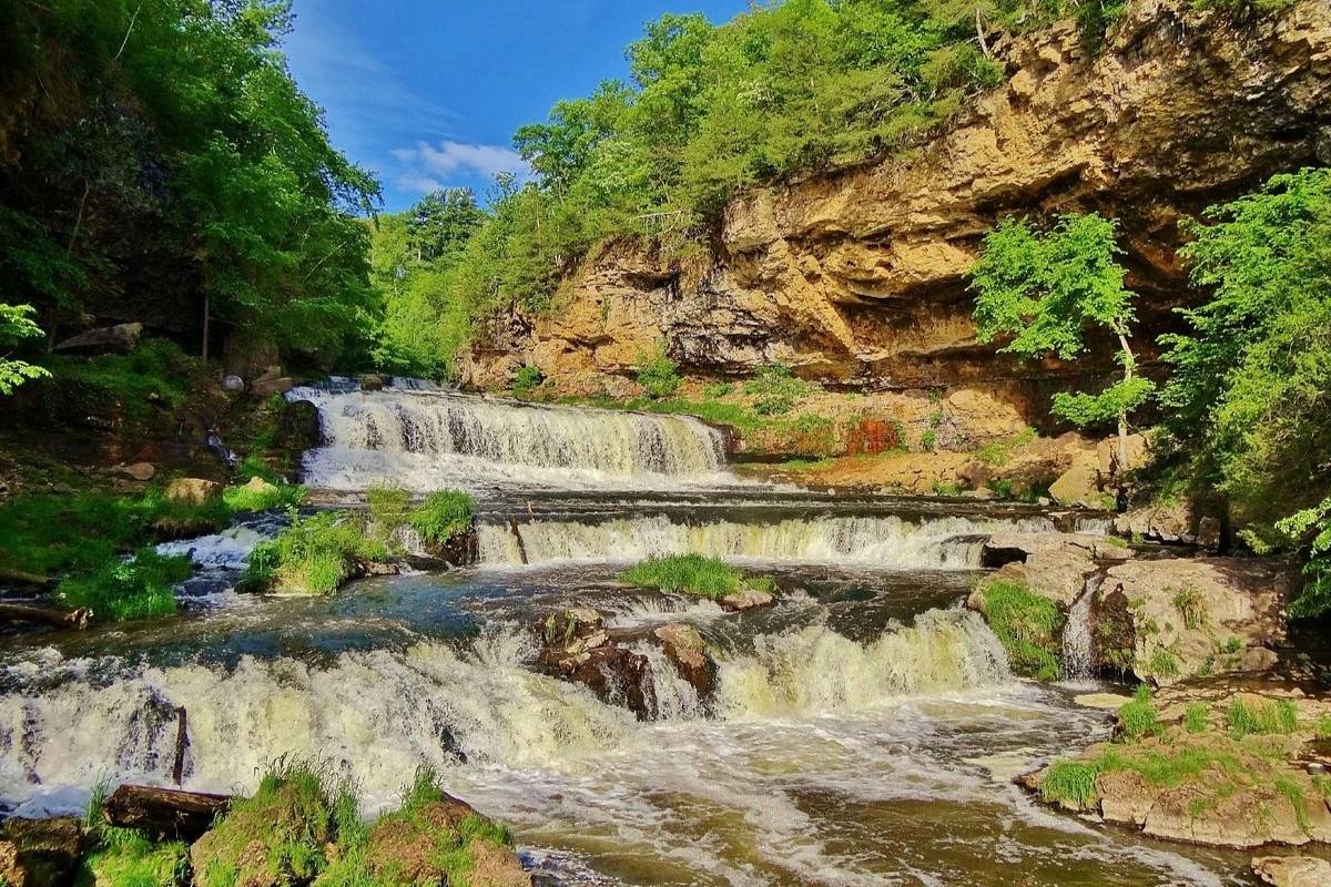 secrets-of-wisconsins-willow-falls