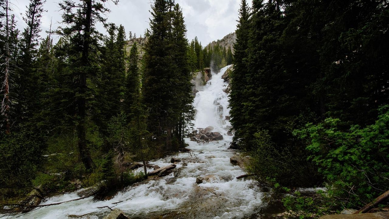 wyomings-hidden-falls-mystery