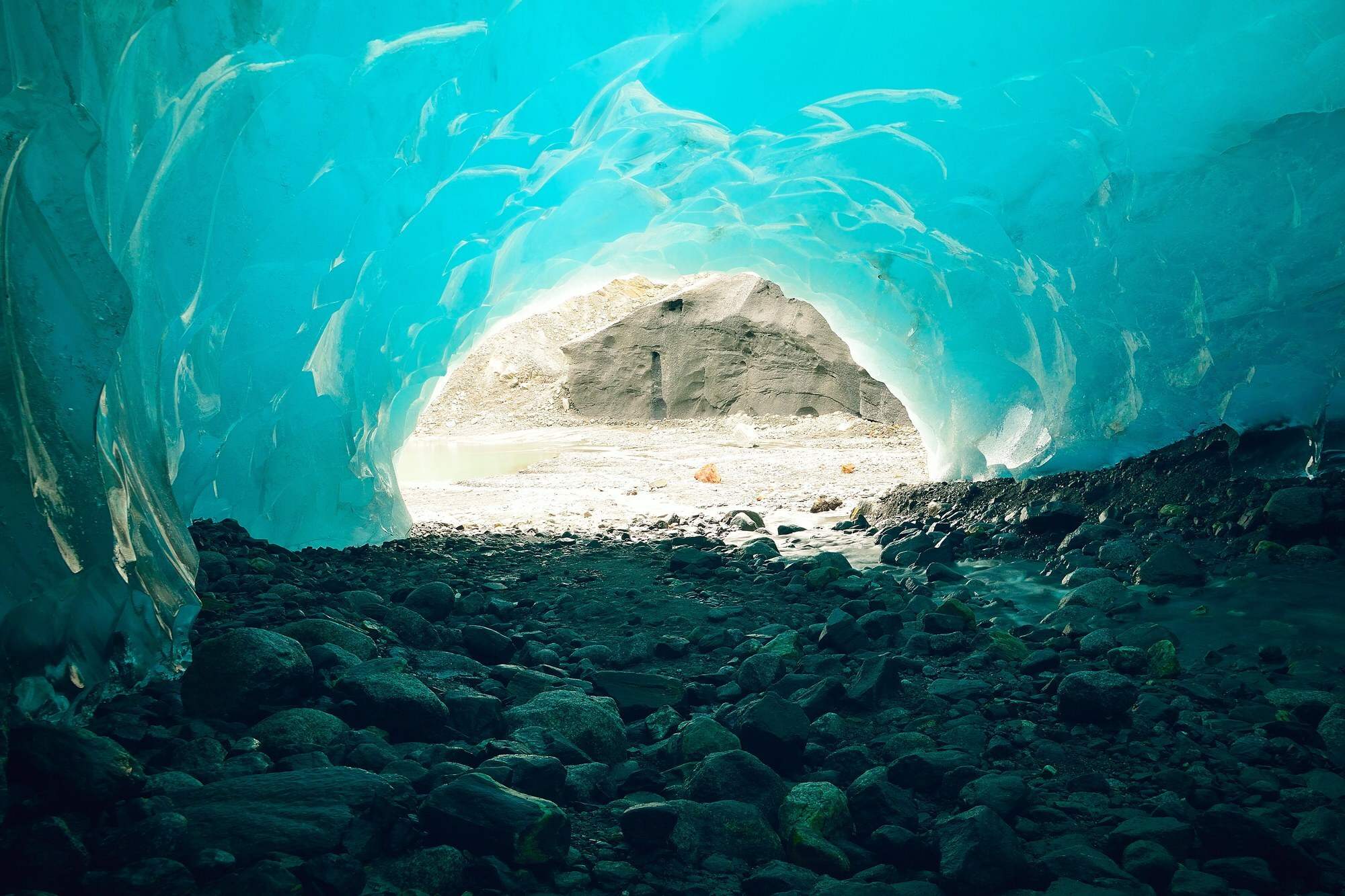 Alaska-Mendenhall-Ice-Caves-Underneath alaska-mendenhall-ice-caves-underneath