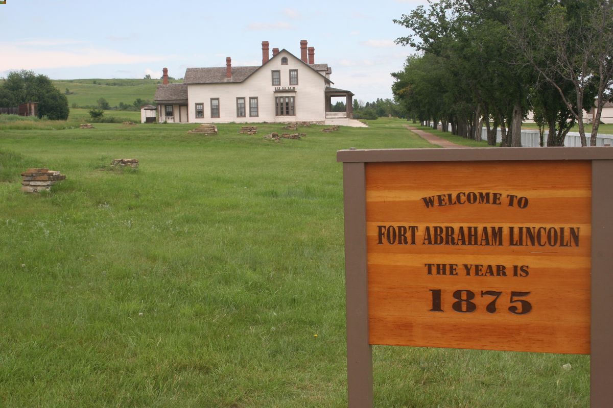 ghost-scout-trails-at-fort-abraham-in-north-dakota