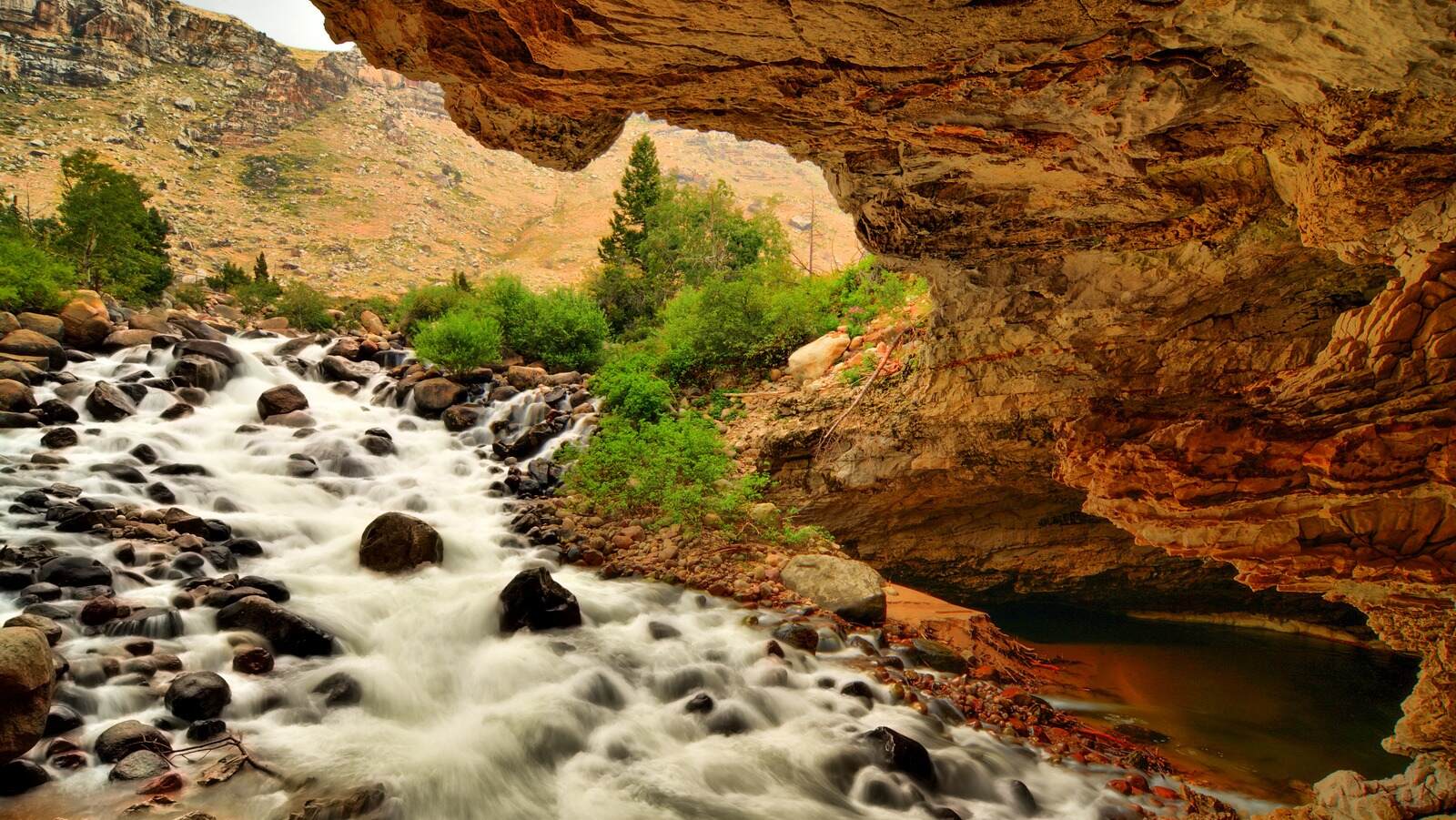 Hidden-Pools-Of-Wyoming8217s-Sinks-Canyon hidden-pools-of-wyomings-sinks-canyon