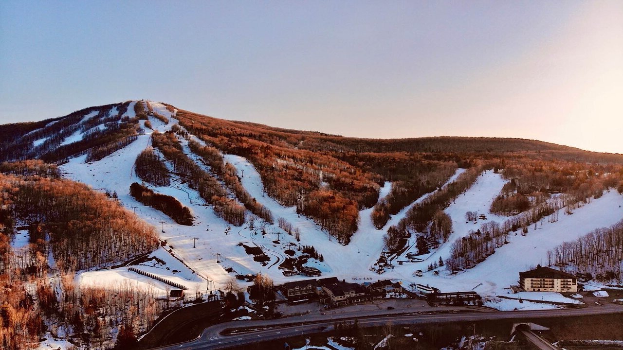 hidden-springs-of-bromley-mountain-in-vermont