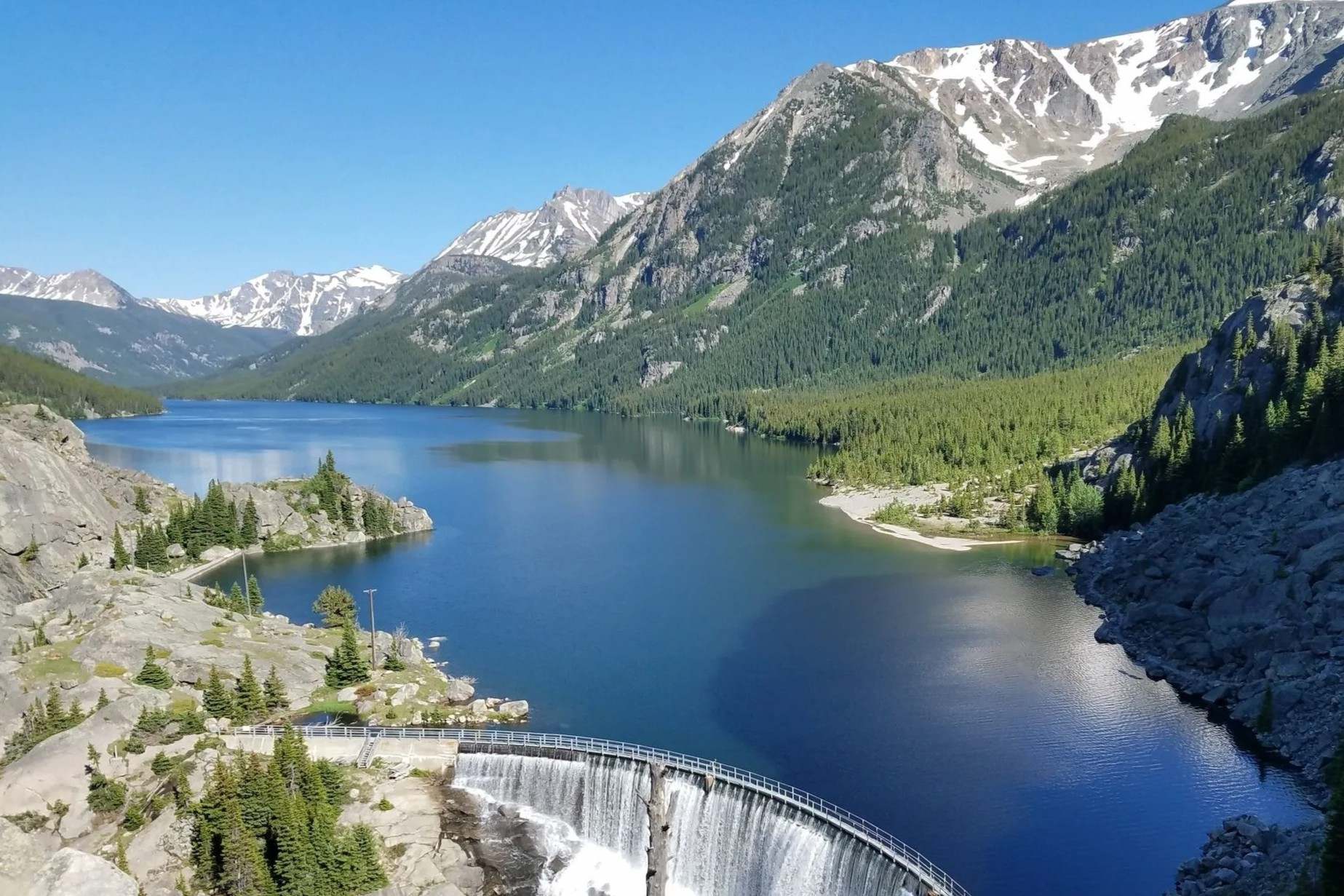 montana-crystal-lake-exploration