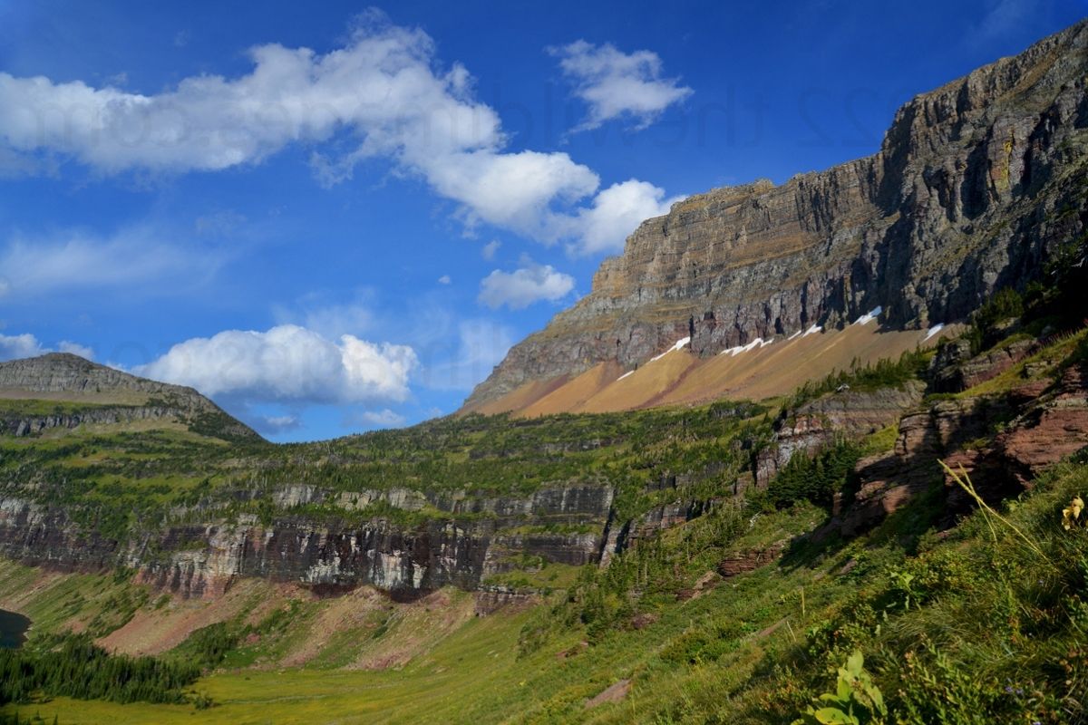 montana-garden-wall-hidden-depths